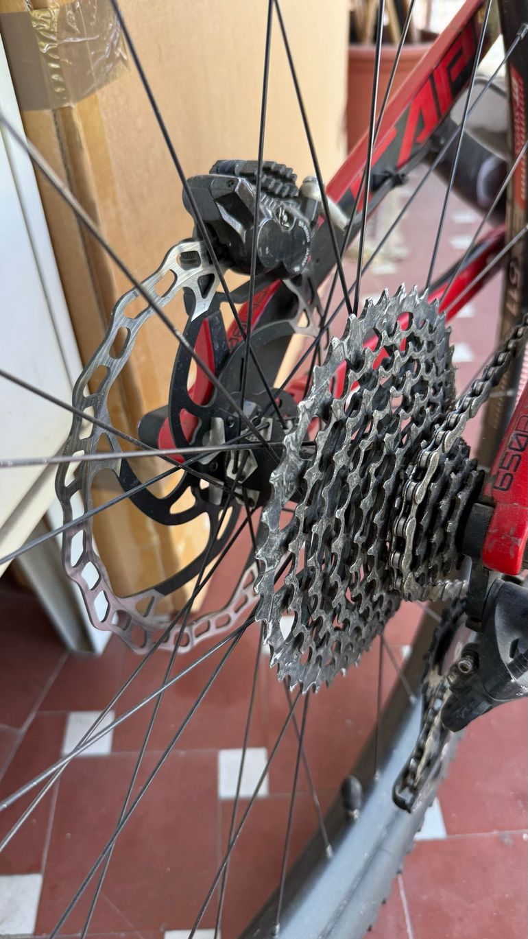 Gebrauchtes YT Custom SRAM X01 2017 Mountainbike, Rot — Bild 4 von 14