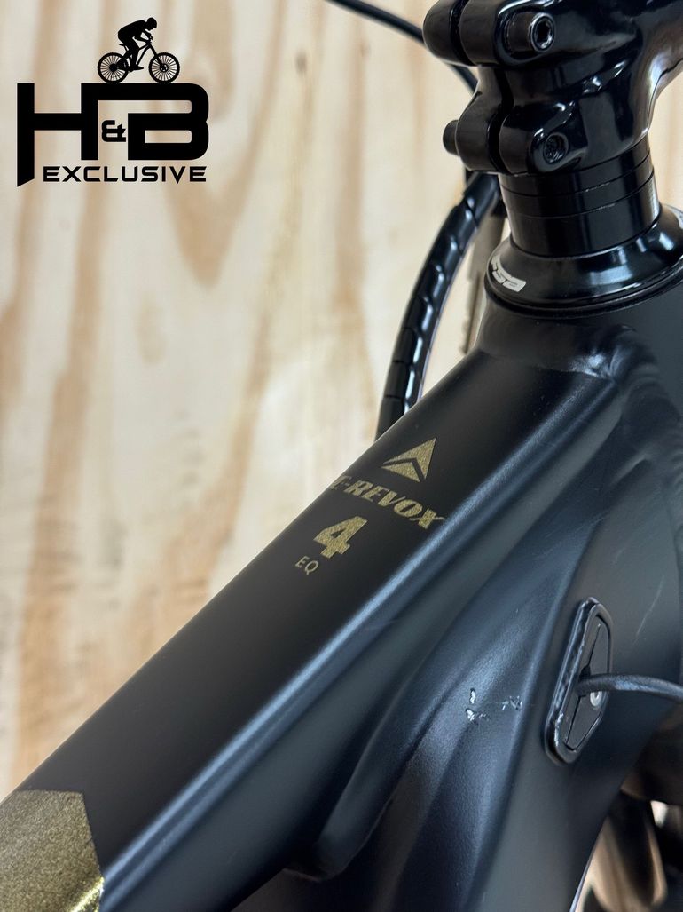 Bergamont E-Revox 4 EQ Shimano Deore 2022 Mountainbike de segunda mano, Negro — imagen 8 de 13