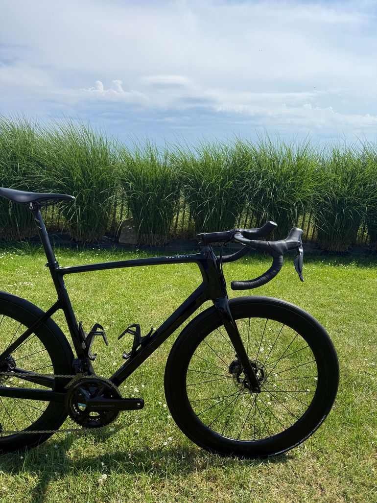 Used Van rysel Edr Shimano Ultegra Di2 2026 Road & Gravel, Black — image 1 of 7