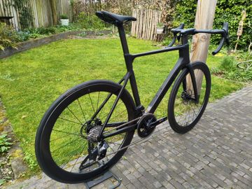Giant Propel Advanced Pro 1 2024 2024 Road & Gravel usato, Nero — immagine 3 di 17