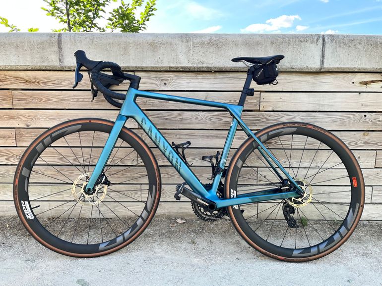 Canyon Ultimate CF SLX 8 Force AXS 2023 2023 Road & Gravel d'occasion — image 1 sur 8
