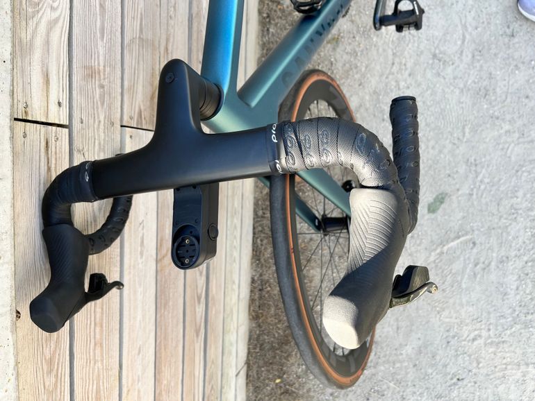 Canyon Ultimate CF SLX 8 Force AXS 2023 2023 Road & Gravel d'occasion — image 5 sur 8