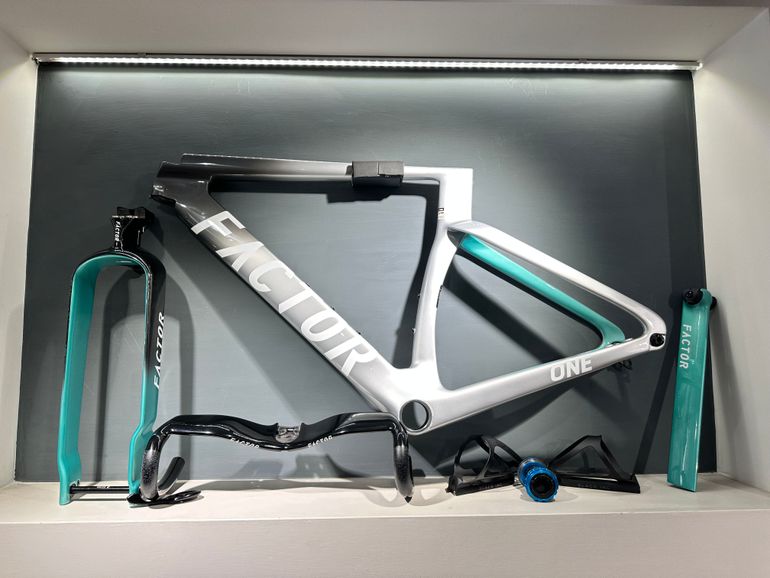 Used Factor ONE - Frameset Premium 2026 Frameset 2026 Road & Gravel, White — image 1 of 6