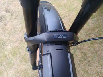 Used Stevens E-inception Shimano Deore XT 2022 Mountainbike, Light Gray — image 9 of 10