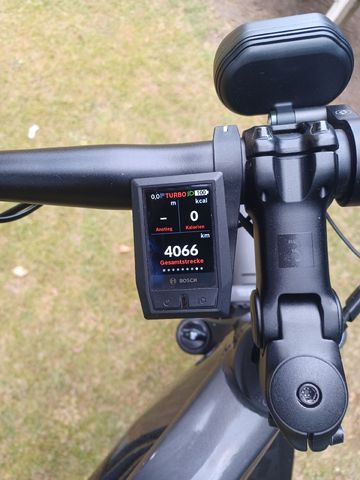 Used Stevens E-inception Shimano Deore XT 2022 Mountainbike, Light Gray — image 4 of 10