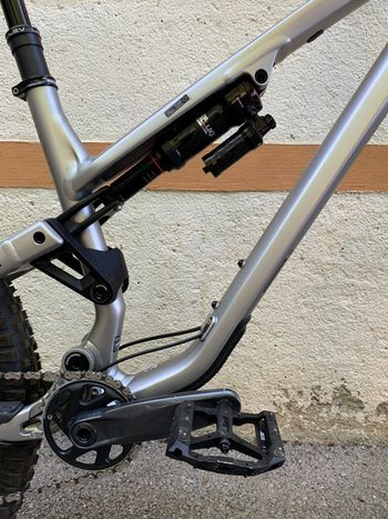 Tweedehands Commencal Meta SX V4 TEAM 2022 Mountainbike — afbeelding 4 van 9