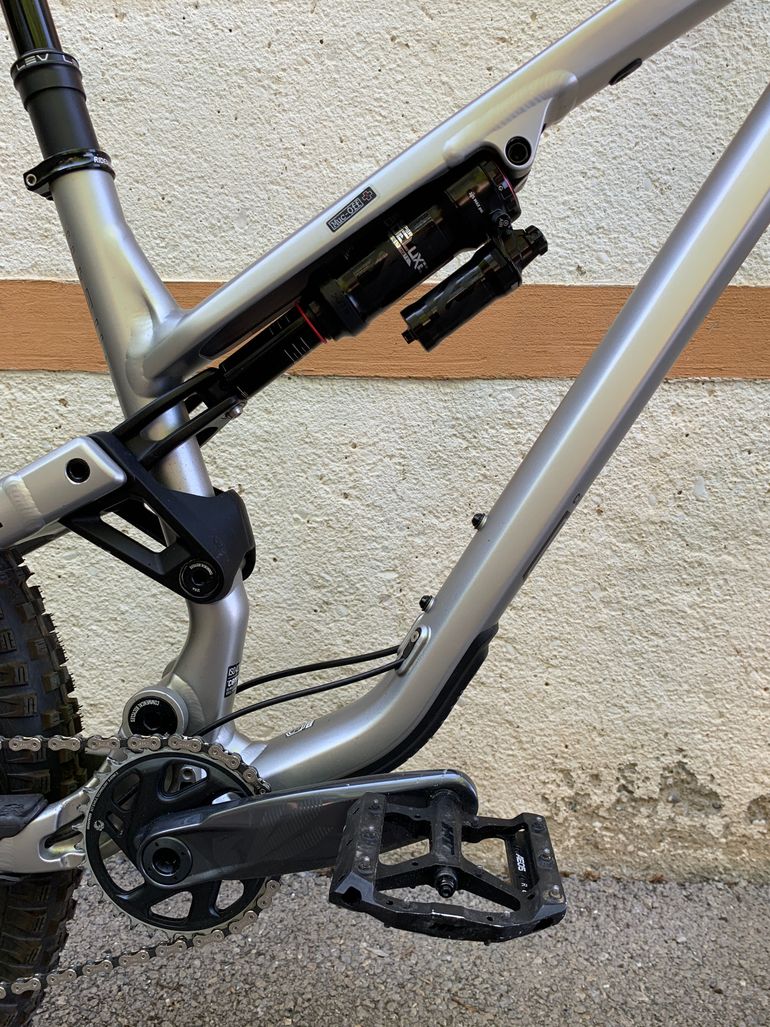 Tweedehands Commencal Meta SX V4 TEAM 2022 Mountainbike — afbeelding 4 van 9
