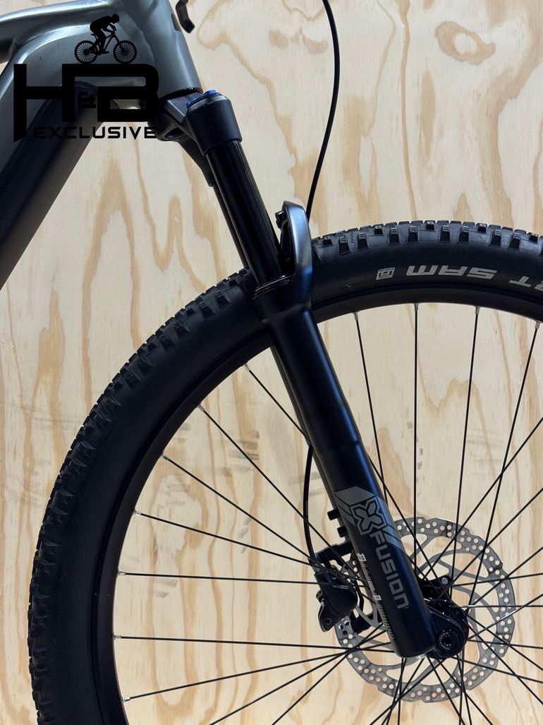 CUBE Reaction Hybrid Pro 625 SHIMANO DEORE 2024 Mountainbike de segunda mano, Gris claro — imagen 3 de 12