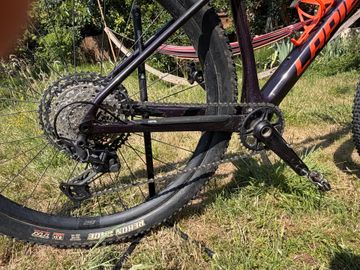 Używany Lapierre Prorace CF 8.9 2023 2023 Mountainbike — zdjęcie 2 z 4