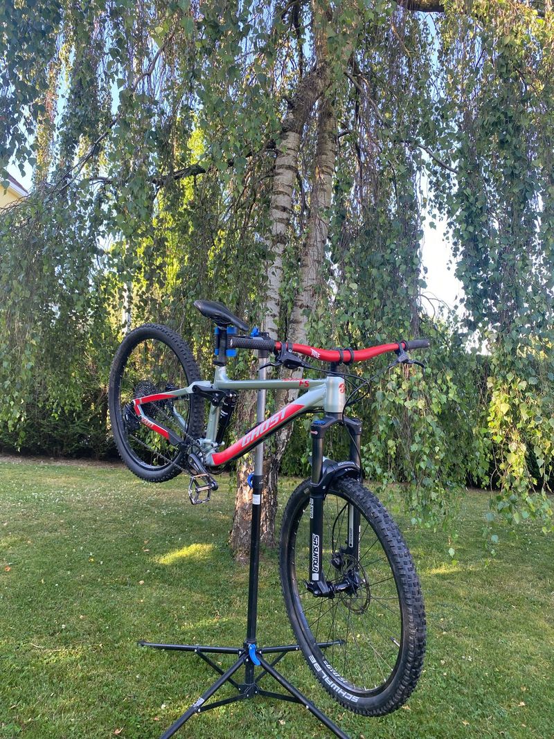 Tweedehands Ghost Kato FS 2024 2024 Mountainbike — afbeelding 1 van 6