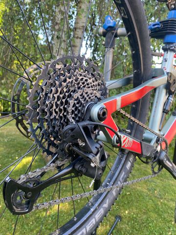 Tweedehands Ghost Kato FS 2024 2024 Mountainbike — afbeelding 3 van 6