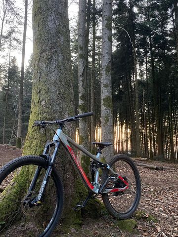 Tweedehands Ghost Kato FS 2024 2024 Mountainbike — afbeelding 5 van 6