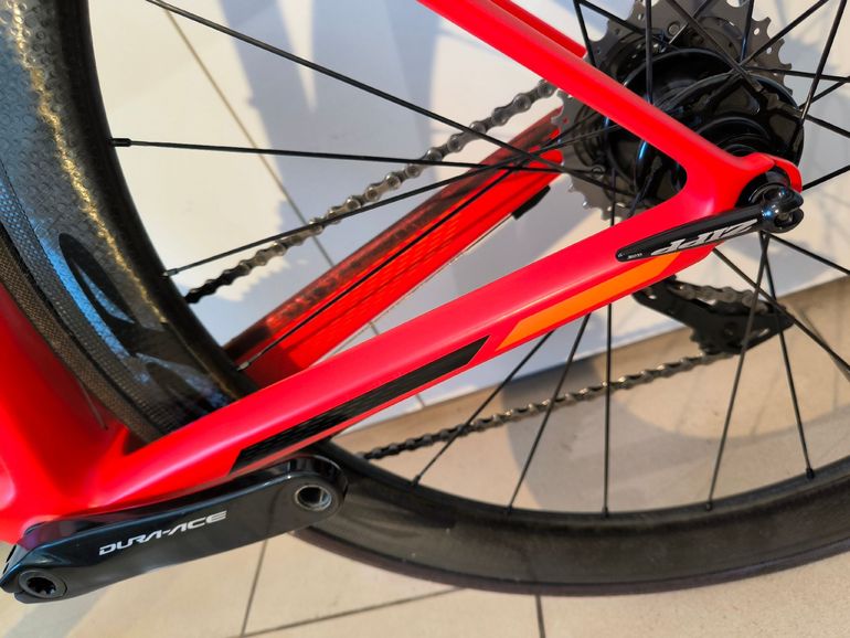 BMC Teammachine Shimano Dura Ace 2017 Road & Gravel usato, Rosso — immagine 21 di 30