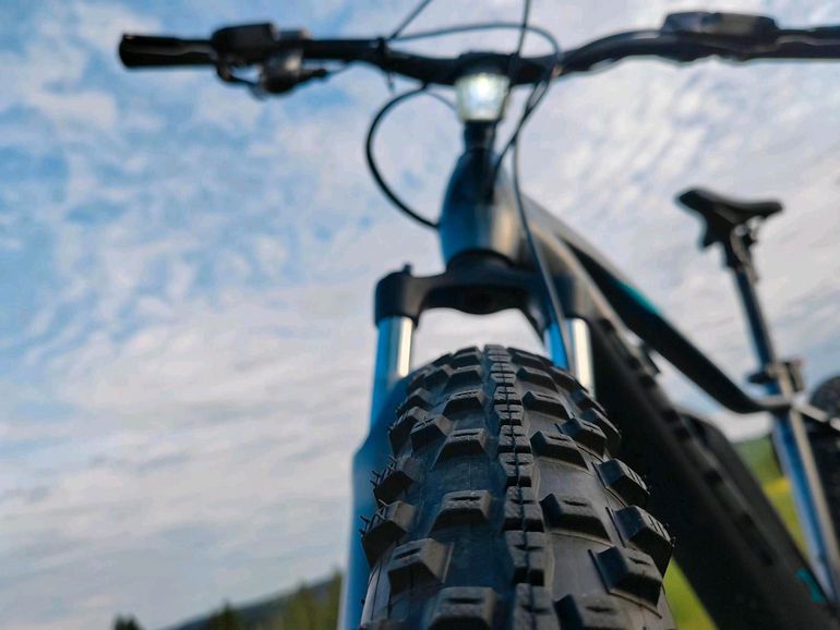 BULLS Aminga E2 2020 2020 Mountainbike de segunda mano, Gris claro — imagen 8 de 17