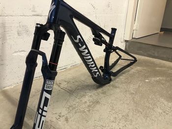 Used Specialized S-Works Epic 8 - SRAM XX AXS, RockShox Ultimate Flight Attendant 2026 Frameset 2026 Mountainbike, Blue, 29 — image 13 of 21
