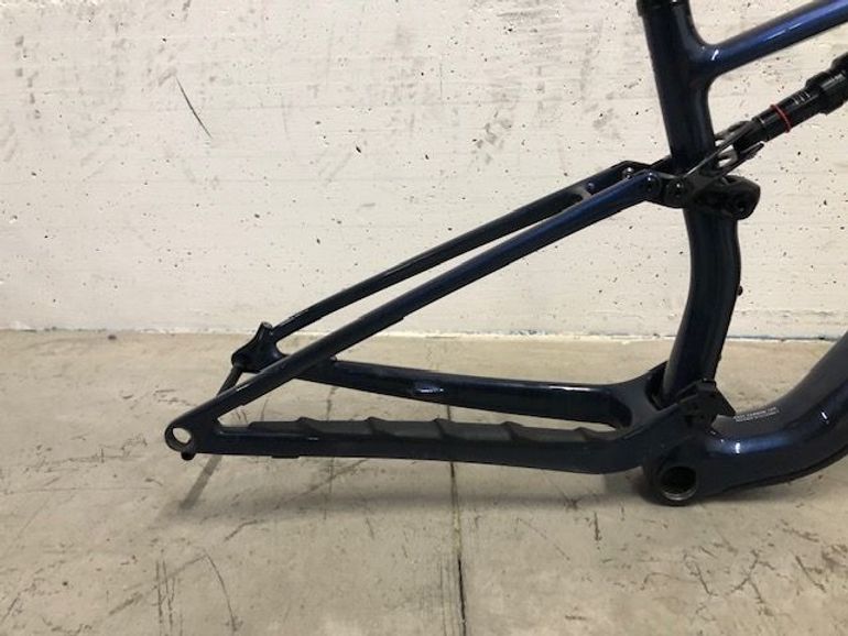 Used Specialized S-Works Epic 8 - SRAM XX AXS, RockShox Ultimate Flight Attendant 2026 Frameset 2026 Mountainbike, Blue, 29 — image 6 of 21