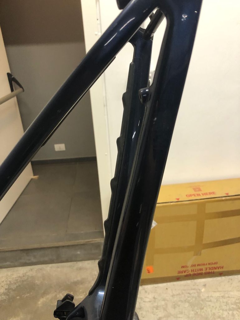 Used Specialized S-Works Epic 8 - SRAM XX AXS, RockShox Ultimate Flight Attendant 2026 Frameset 2026 Mountainbike, Blue, 29 — image 17 of 21