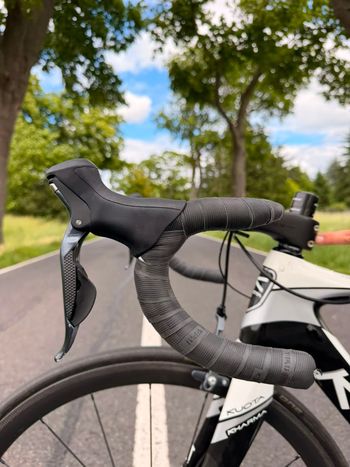 Used Kuota Karma Evo Carbon 2014 Road & Gravel, White — image 3 of 14
