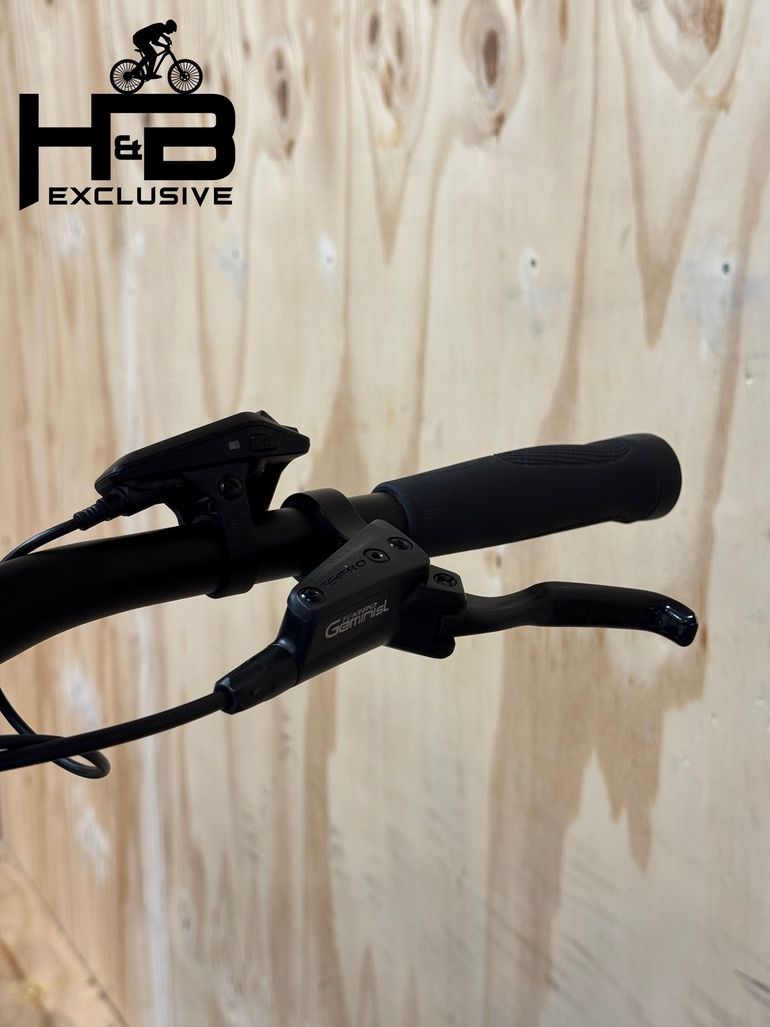 KTM Macina 792 LFC Shimano Deore 2023 Mountainbike de segunda mano, Gris claro — imagen 6 de 15