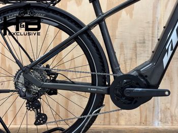 KTM Macina 792 LFC Shimano Deore 2023 Mountainbike de segunda mano, Gris claro — imagen 12 de 15