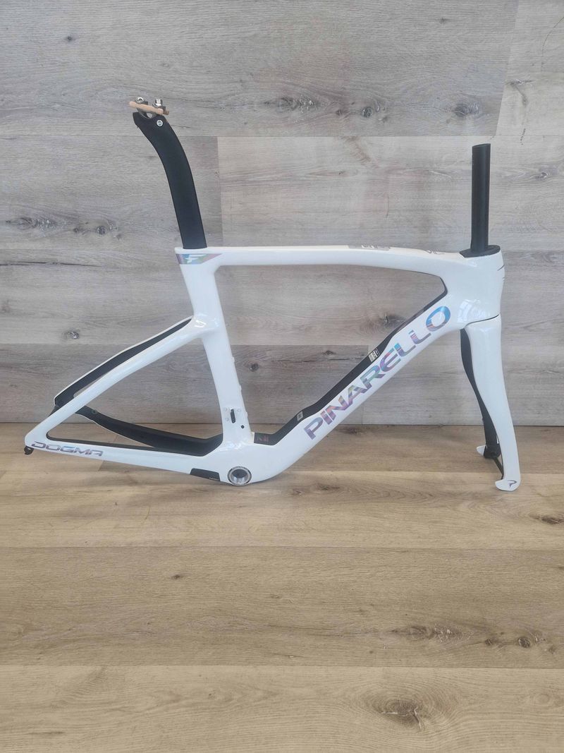 Used PINARELLO FRAME DOGMA F COLORE WHITE 2027 Frameset 2027 Road & Gravel