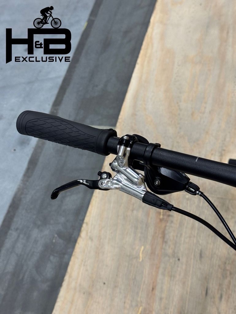 Used Ghost E-Riot EN AL Universal Shimano XT 2022 Mountainbike, Black — image 4 of 13
