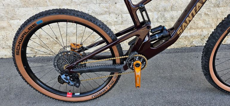 Santa Cruz Nomad SRAM GX Eagle AXS 2022 Mountainbike de segunda mano, Rojo — imagen 3 de 6