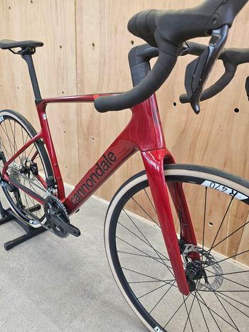 Used Cannondale Synapse Carbon 4 2026 2026 Road & Gravel, Red — image 3 of 4