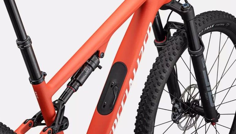 Tweedehands Specialized Epic 8 Comp 2025 2025 Mountainbike — afbeelding 3 van 3