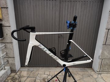 Used Factor OSTRO VAM - Frameset Premium 2025 Frameset 2025 Road & Gravel, White — image 2 of 4