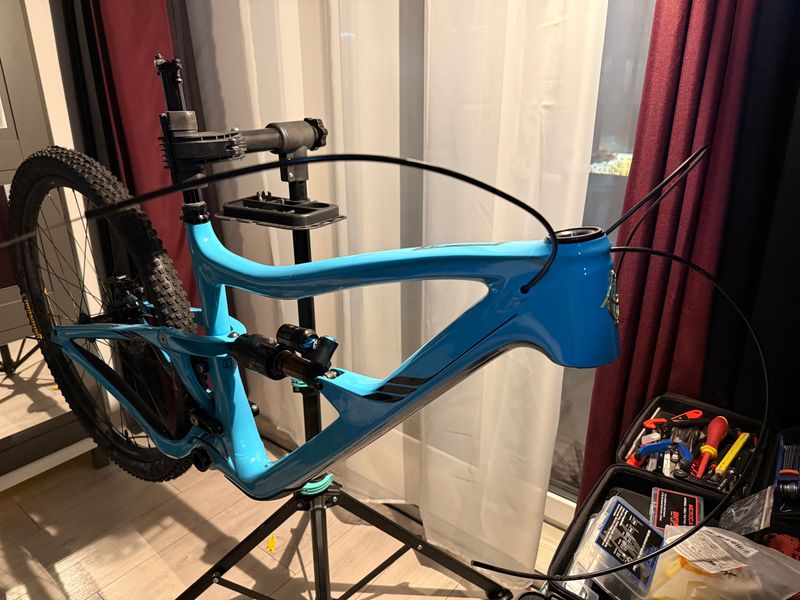 Ibis Ripmo GX 2022 2022 Mountainbike usato, Blu — immagine 8 di 9
