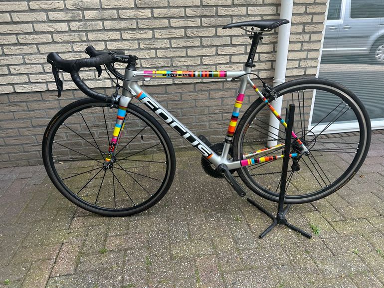 Tweedehands Focus IZALCO MAX Ultegra 2018 2018 Road & Gravel — afbeelding 4 van 8