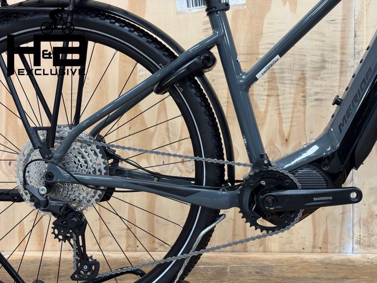 Merida EBig.Tour 675 EQ Shimano Deore 2022 Urban de segunda mano, Gris claro — imagen 11 de 13
