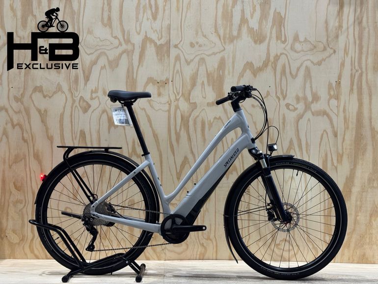Specialized Turbo Como 4.0 Shimano Deore 2022 Urban de segunda mano, Gris claro — imagen 1 de 16