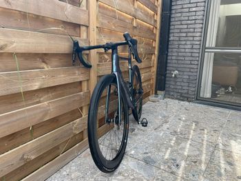 Giant Propel Advanced 1 2025 2025 Road & Gravel d'occasion — image 2 sur 4