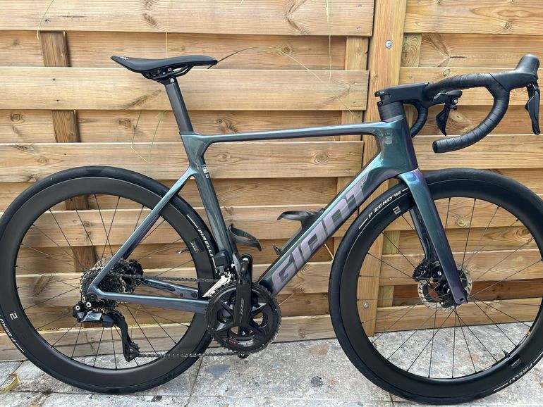 Giant Propel Advanced 1 2025 2025 Road & Gravel d'occasion — image 1 sur 4