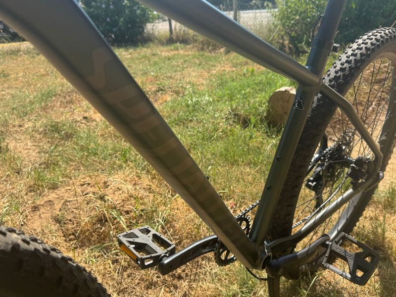 Used Specialized Rockhopper Comp 2025 2025 Mountainbike, Green, 27.5, 29 — image 2 of 8