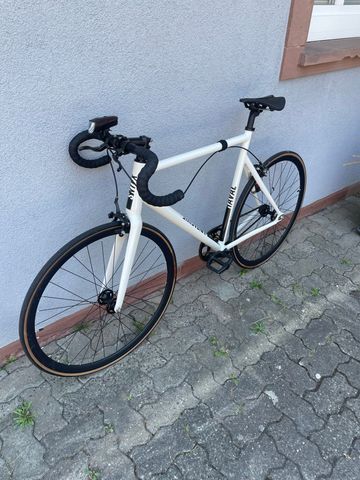 Tweedehands Santafixie Custom Single Speed / Fixed Gear 2025 Road & Gravel — afbeelding 3 van 7