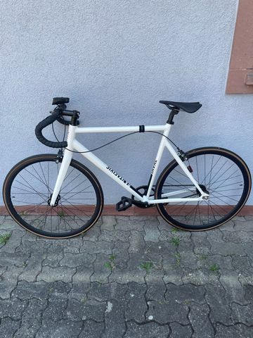 Tweedehands Santafixie Custom Single Speed / Fixed Gear 2025 Road & Gravel — afbeelding 2 van 7
