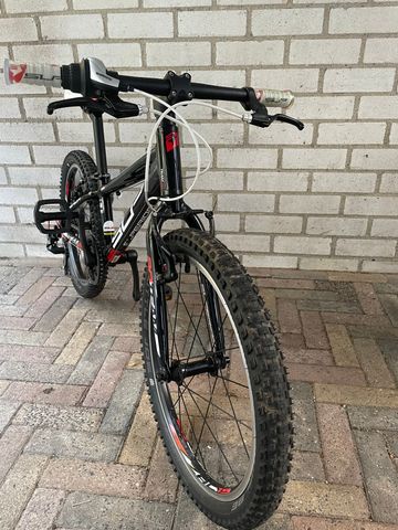 Used SUPERIOR BIKES Team 20 2020 Youth, White — image 2 of 5