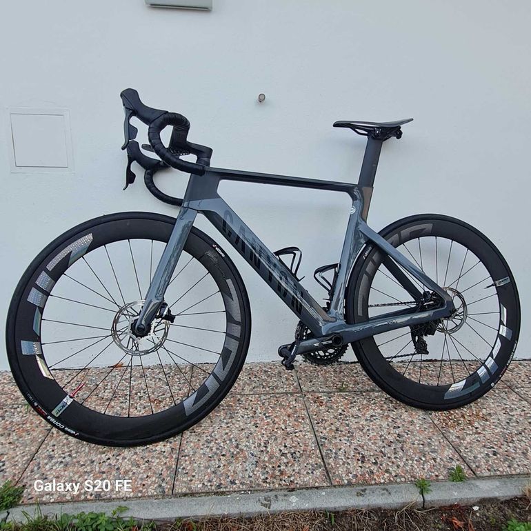 Canyon Aeroad CF SLX 8 AXS 2024 2024 Road & Gravel d'occasion — image 8 sur 10