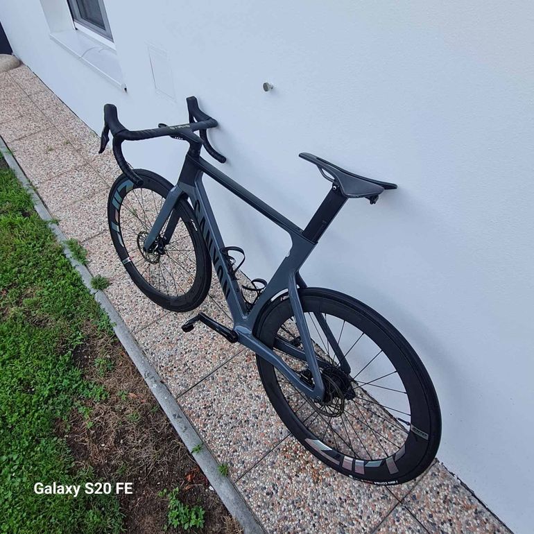 Canyon Aeroad CF SLX 8 AXS 2024 2024 Road & Gravel d'occasion — image 6 sur 10