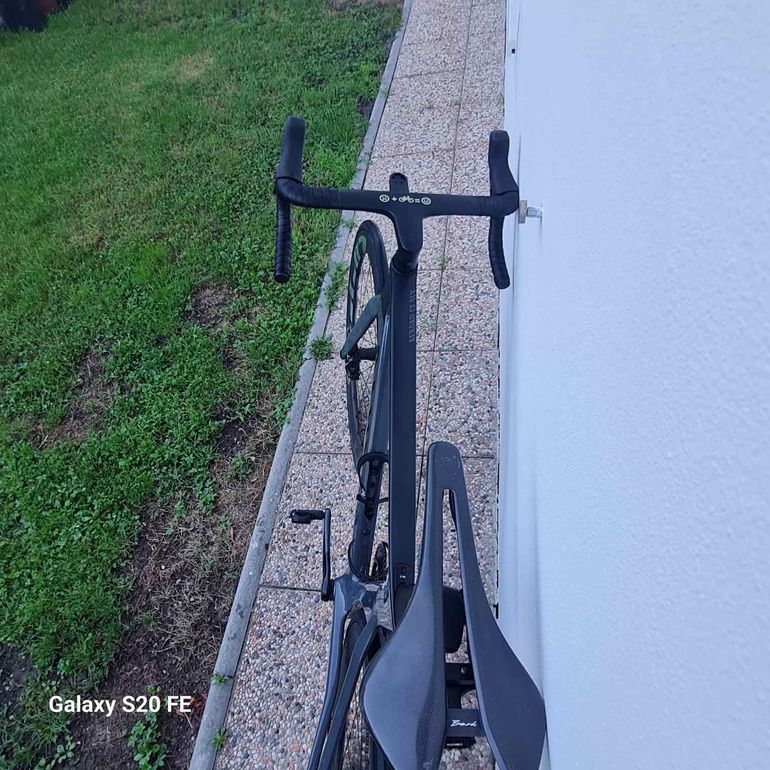 Canyon Aeroad CF SLX 8 AXS 2024 2024 Road & Gravel d'occasion — image 9 sur 10