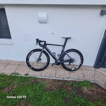 Canyon Aeroad CF SLX 8 AXS 2024 2024 Road & Gravel d'occasion — image 7 sur 10