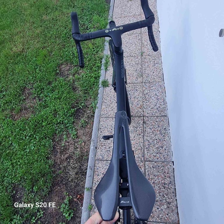 Canyon Aeroad CF SLX 8 AXS 2024 2024 Road & Gravel d'occasion — image 10 sur 10