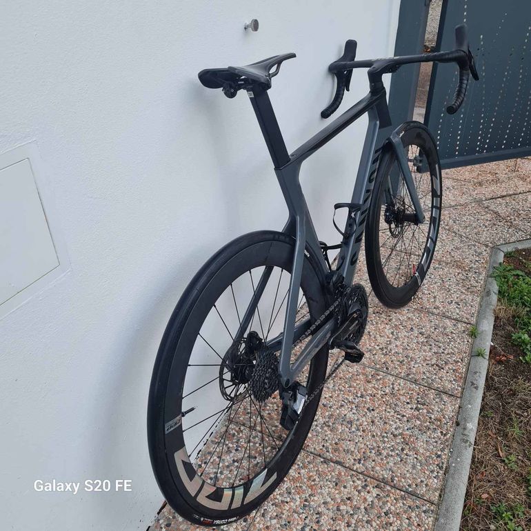 Canyon Aeroad CF SLX 8 AXS 2024 2024 Road & Gravel d'occasion — image 3 sur 10