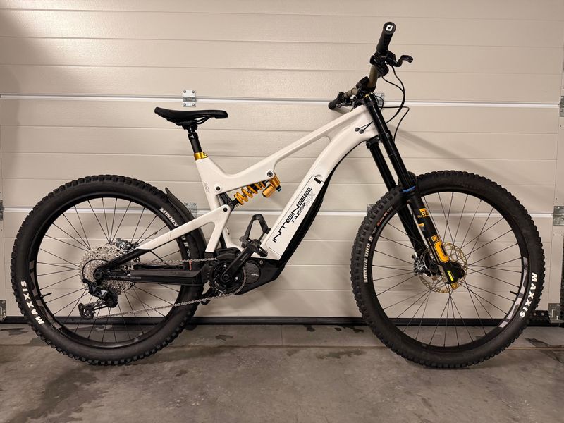 Used Intense TAZER MX CARBON PRO 2024 2024 MTB
