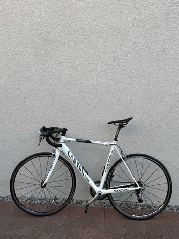 Gebrauchtes Canyon Ultimate CF SLX 8.0 2018 2018 Road & Gravel, Weiß — Bild 2 von 12