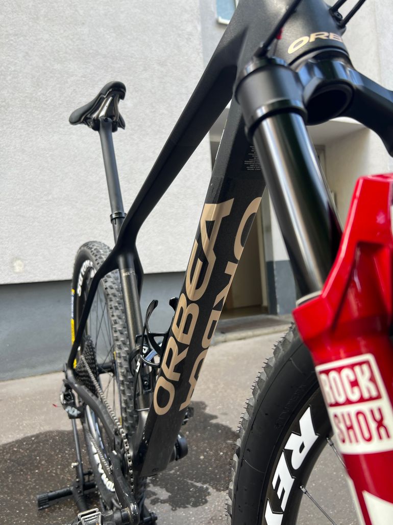 Brugt Orbea Custom Orbea Alma Carbon Hardtail 2025 Mountainbike — billede 10 af 13