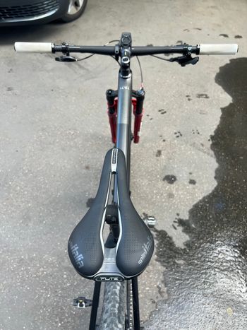 Brugt Orbea Custom Orbea Alma Carbon Hardtail 2025 Mountainbike — billede 11 af 13
